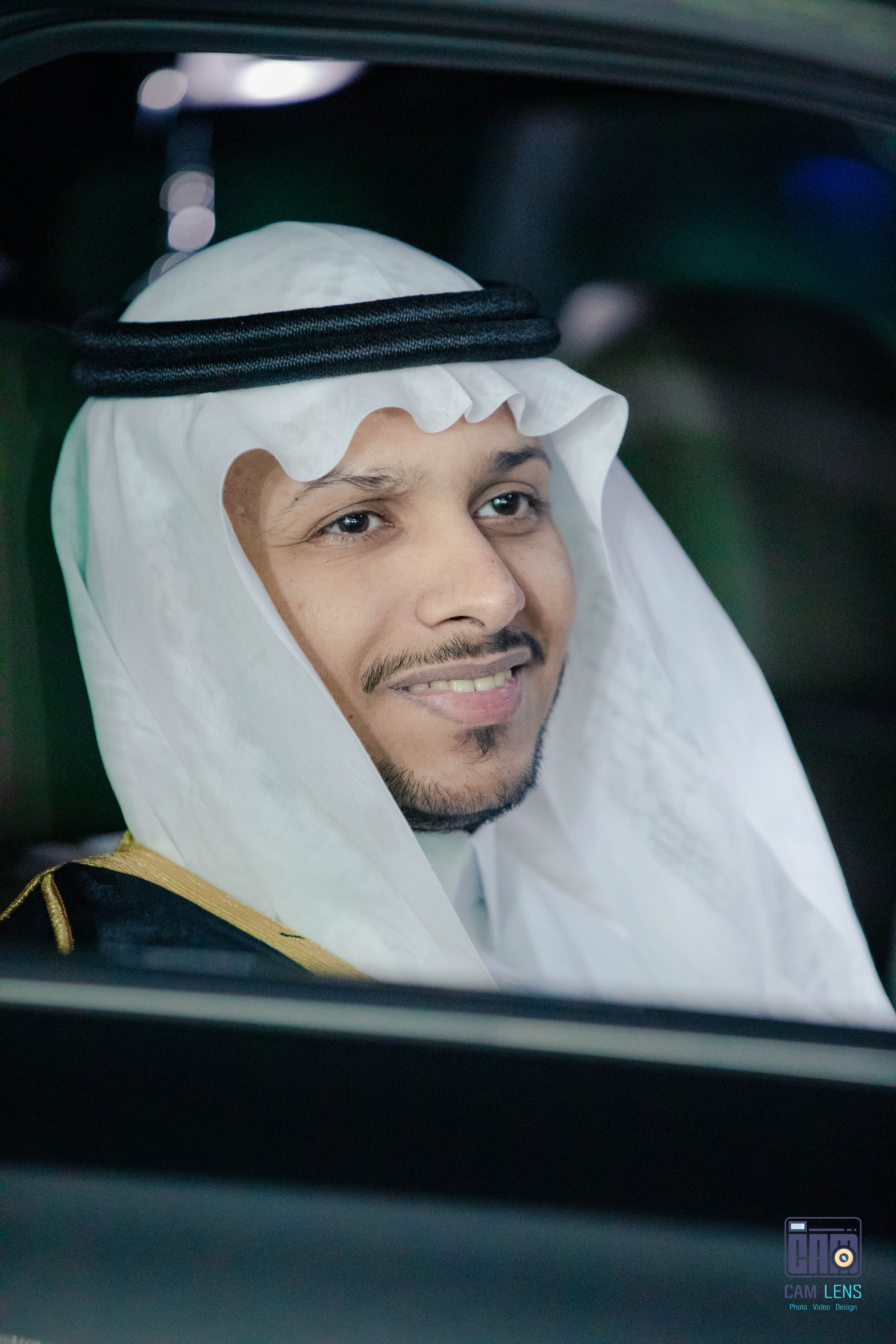 زواج: علي الشاعري