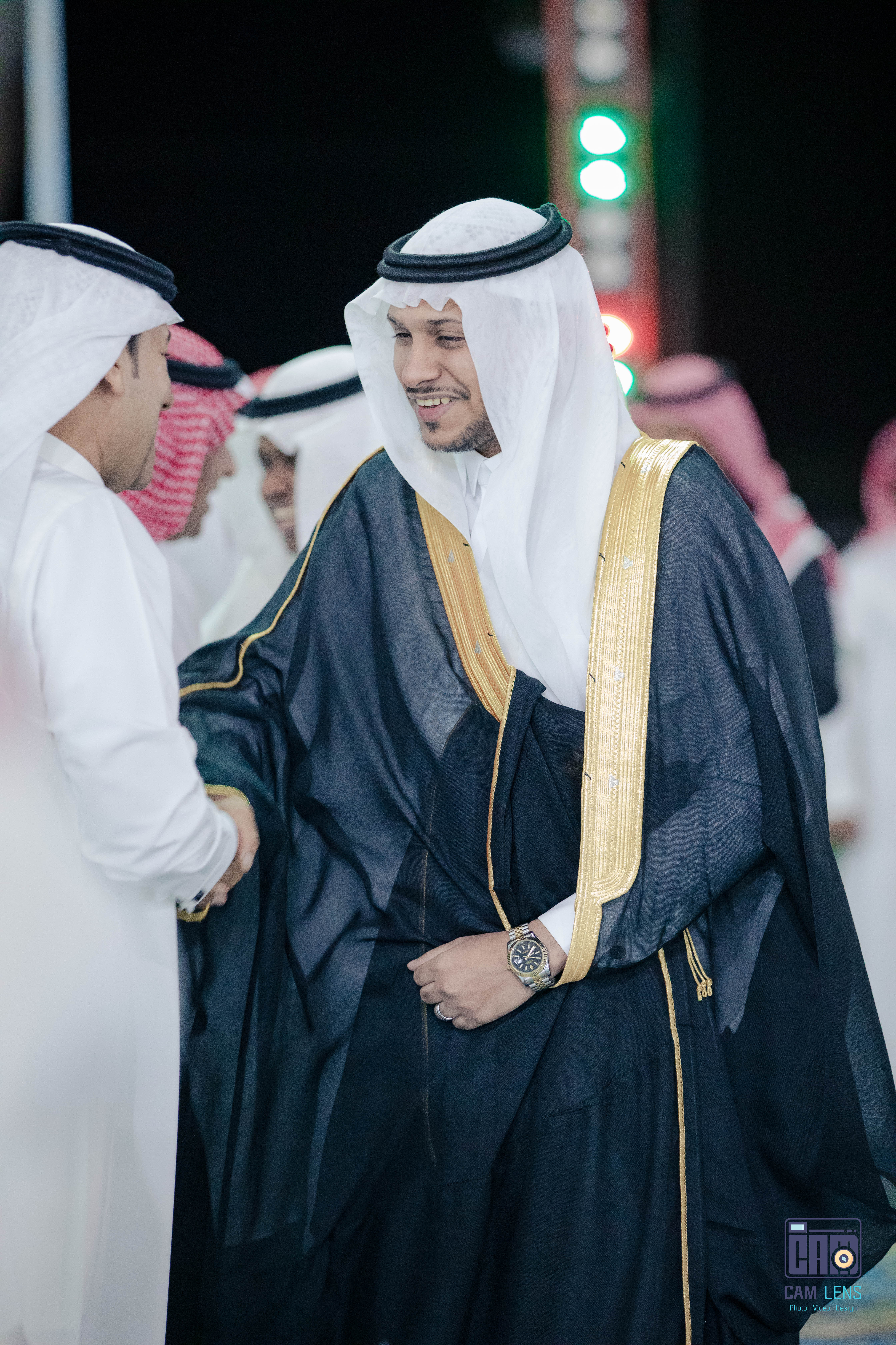 زواج: علي الشاعري