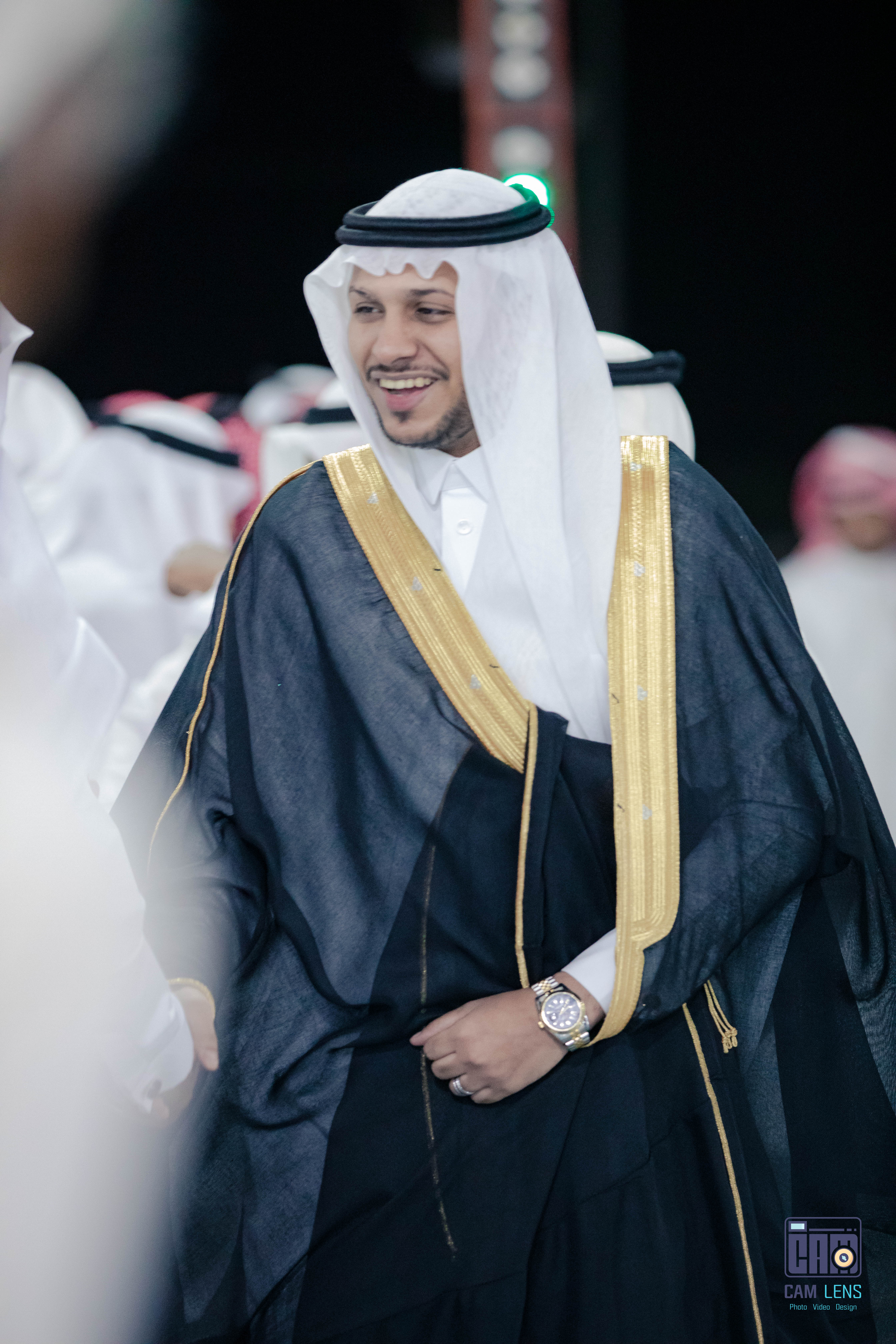 زواج: علي الشاعري