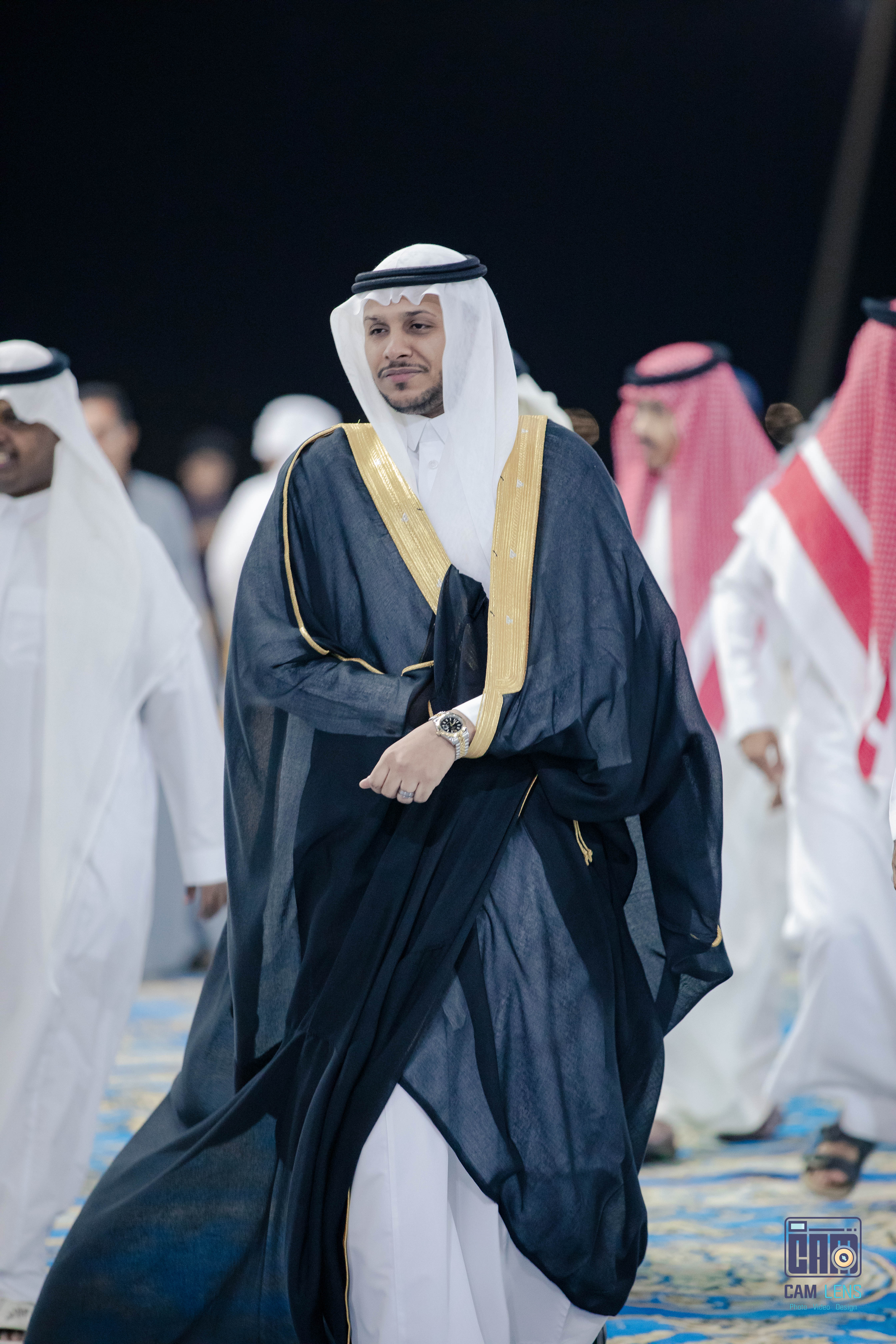 زواج: علي الشاعري