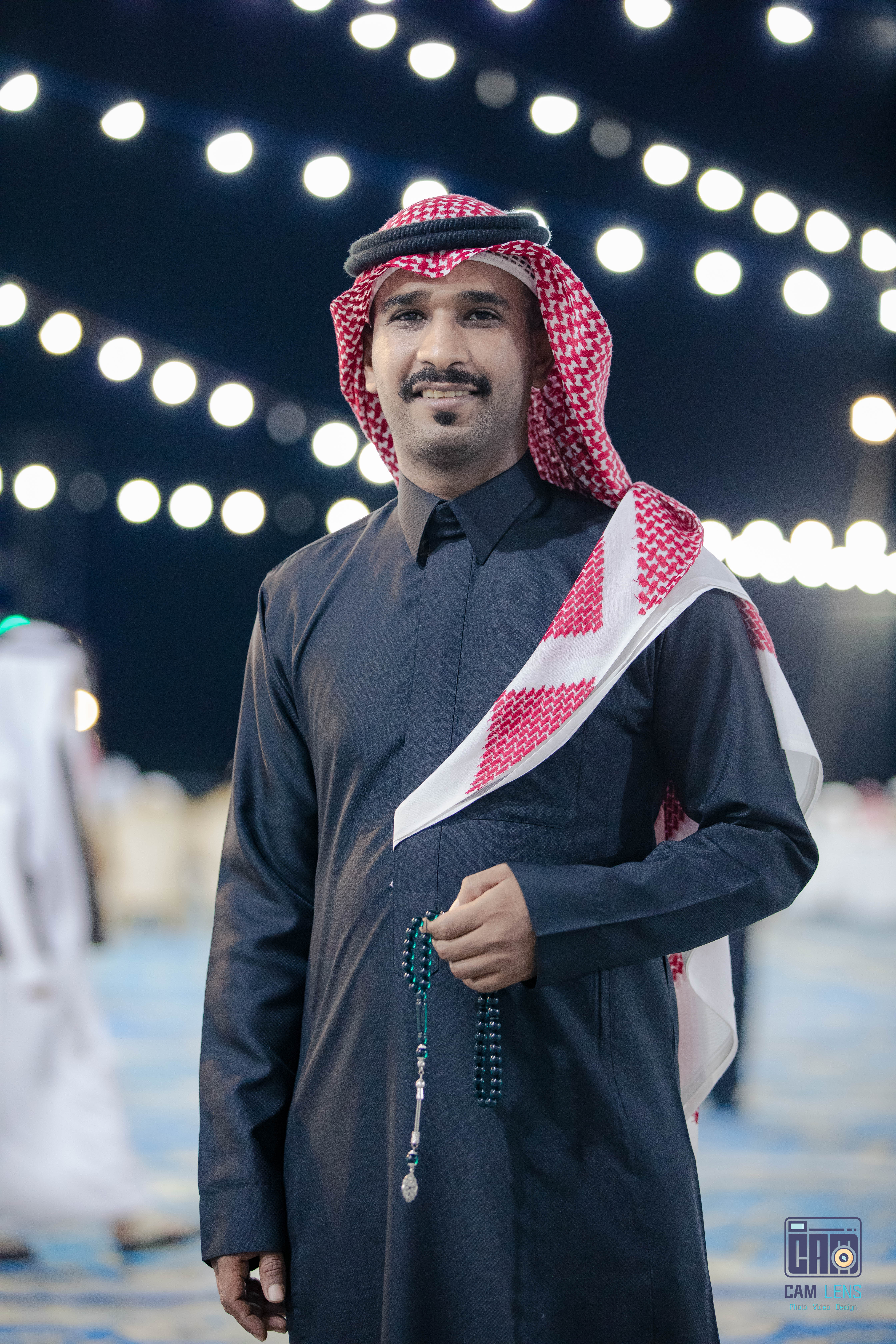 زواج: علي الشاعري