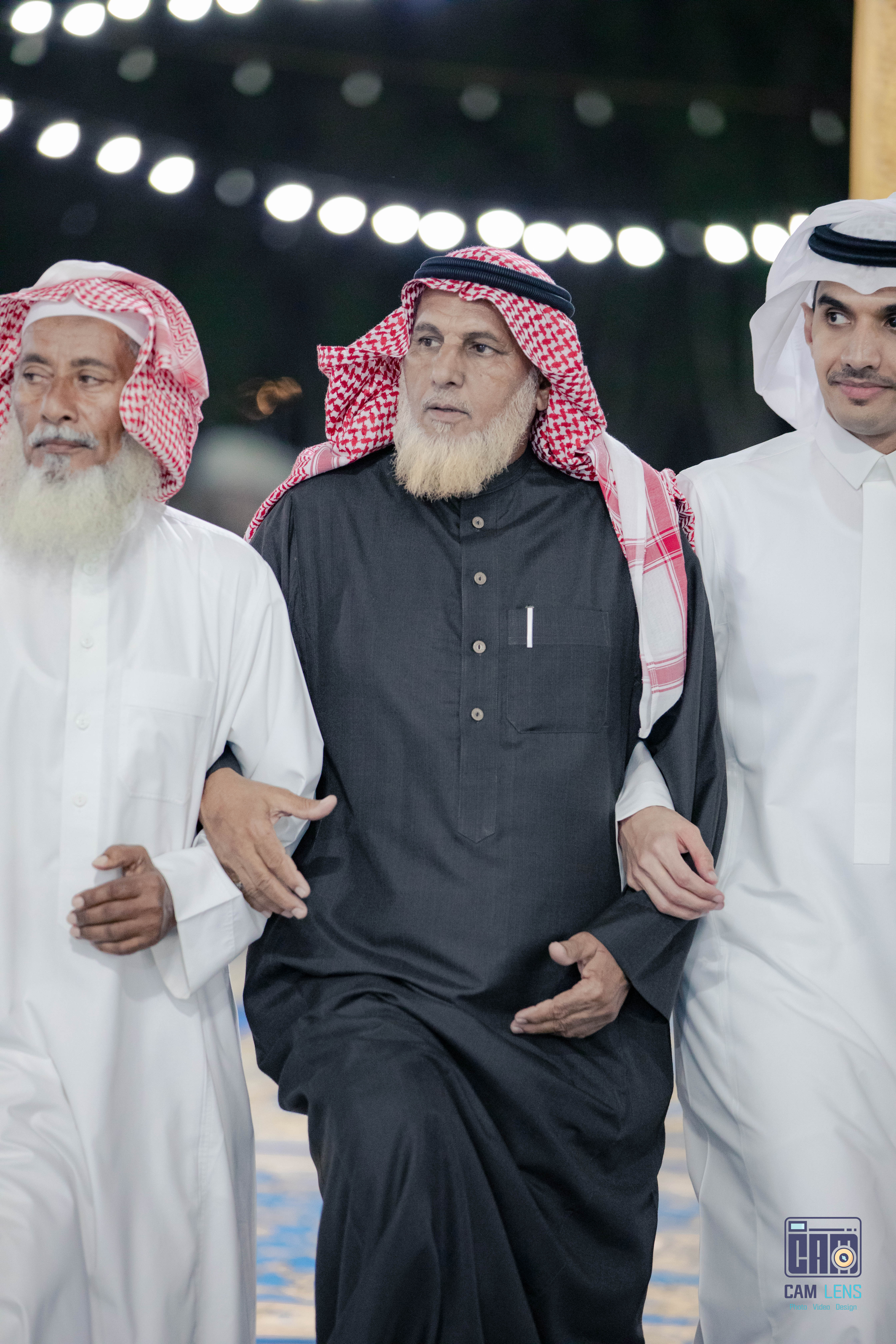 زواج: علي الشاعري