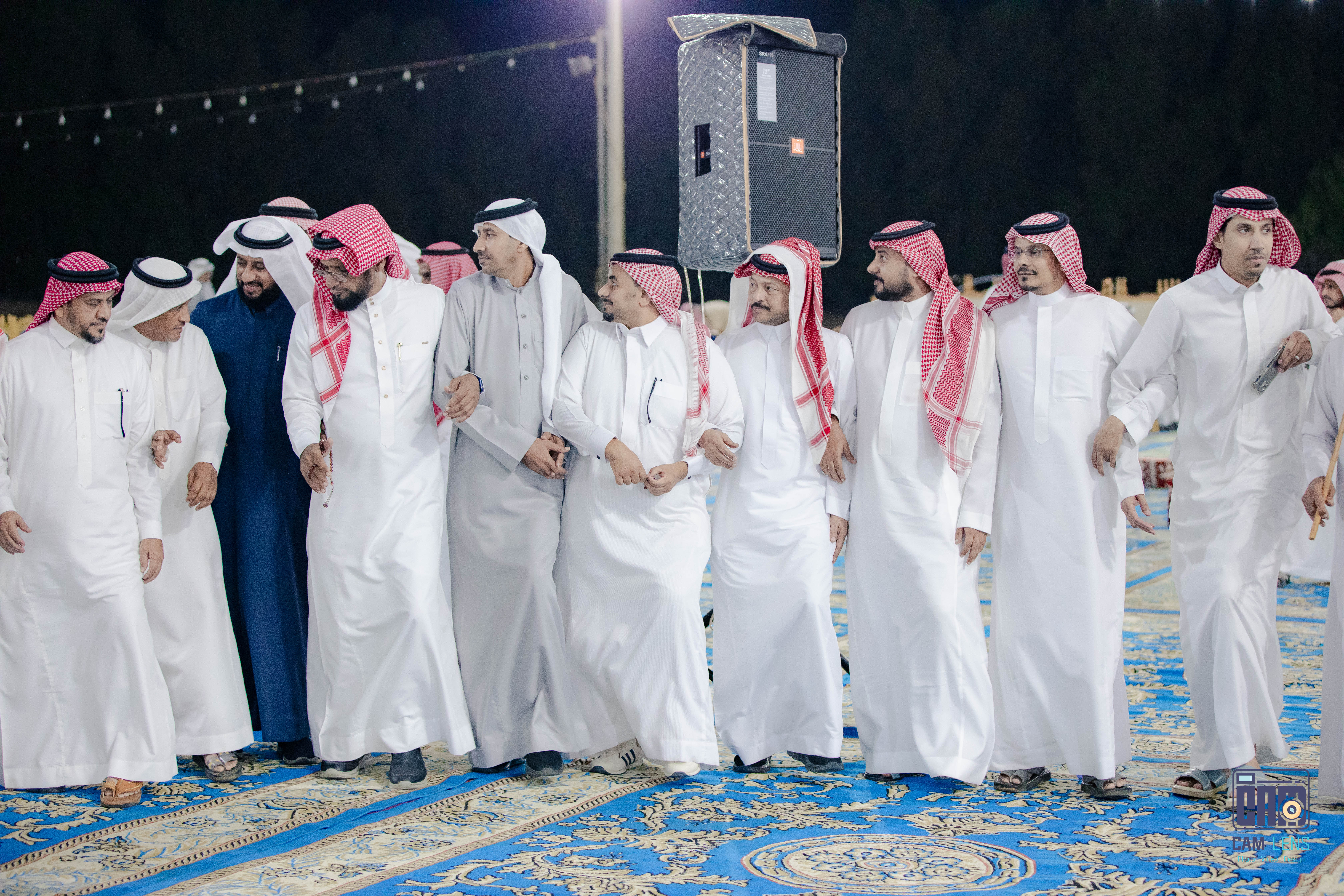 زواج: علي الشاعري