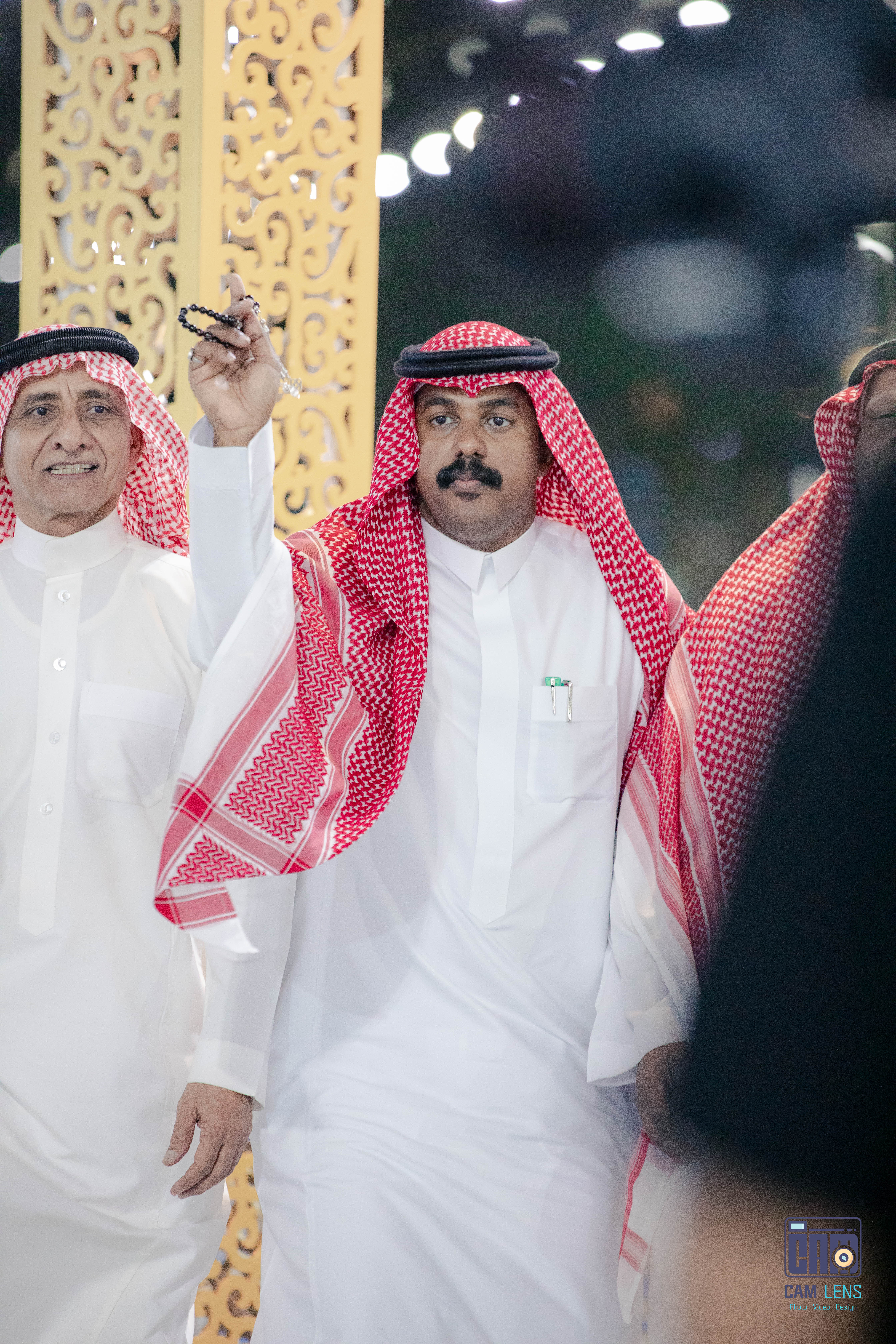 زواج: علي الشاعري