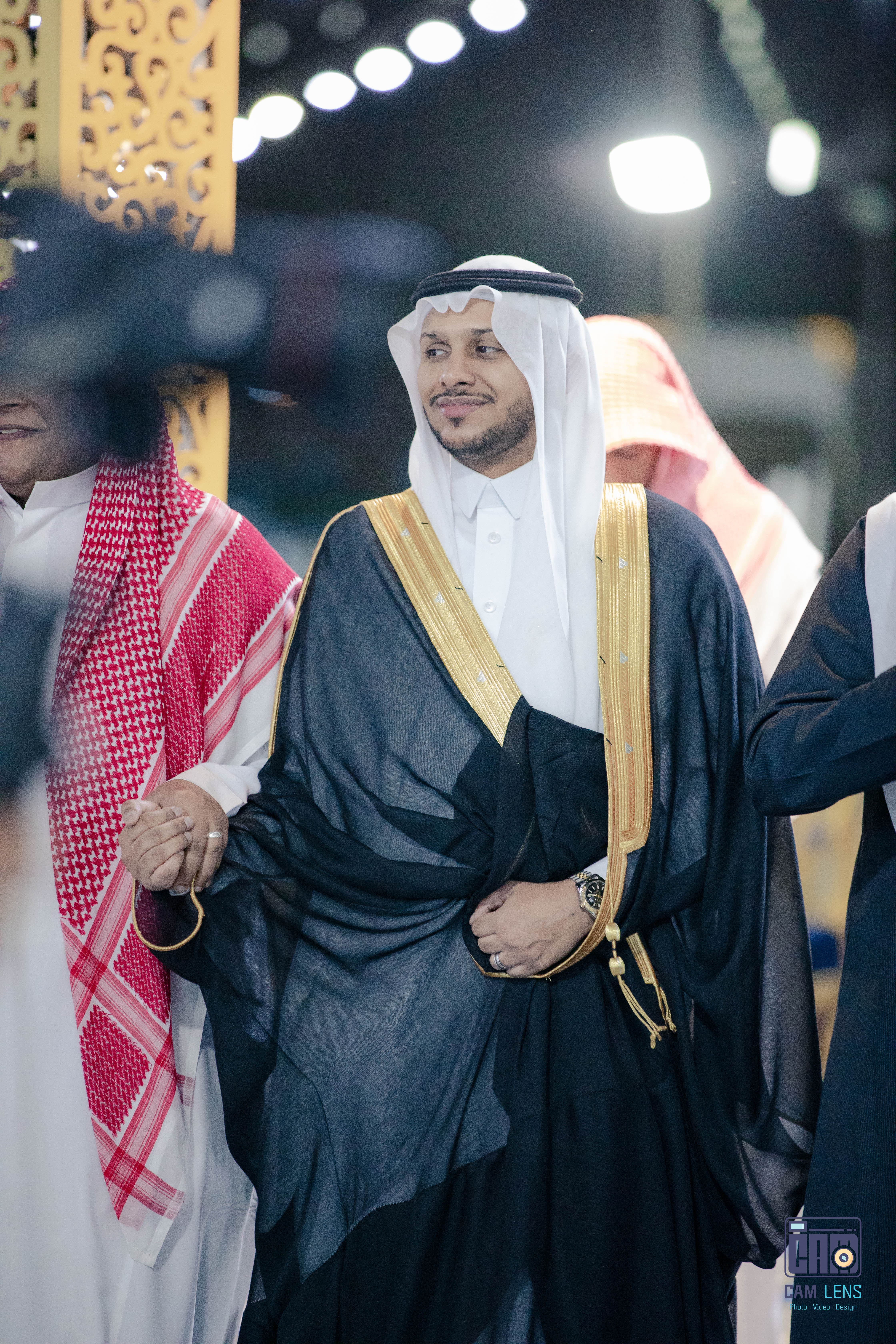 زواج: علي الشاعري