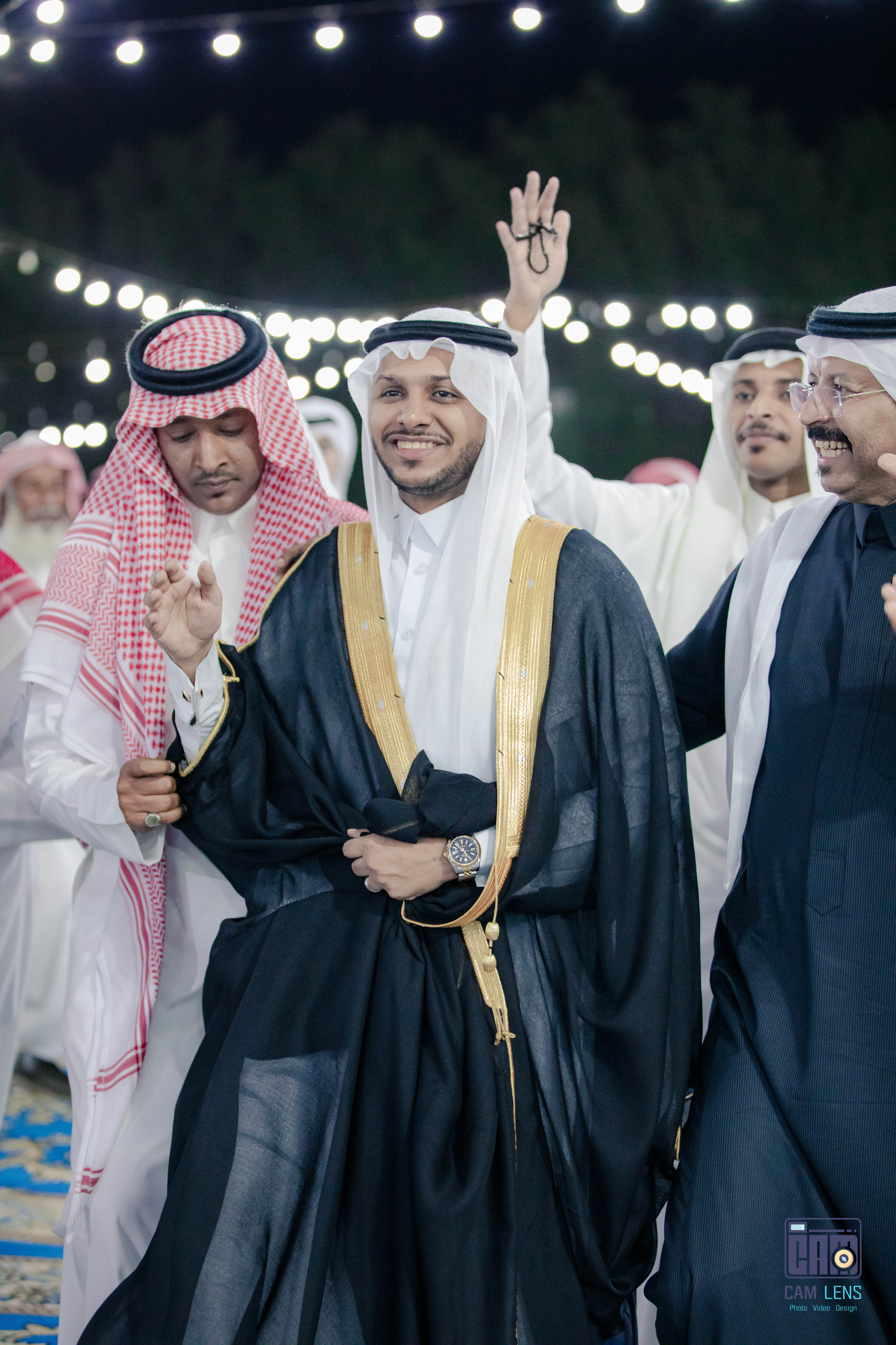 زواج: علي الشاعري